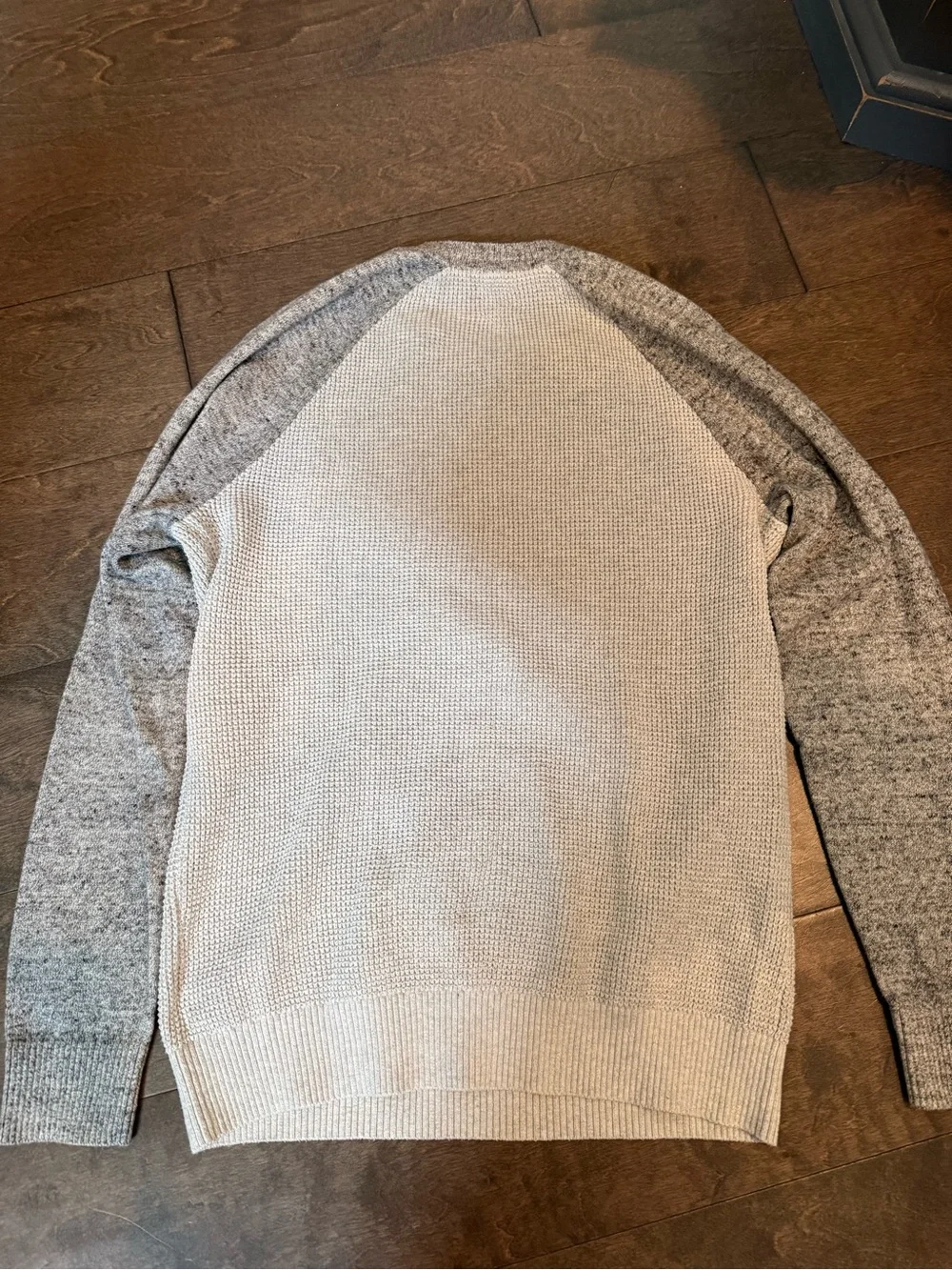 GAP crewneck sweater